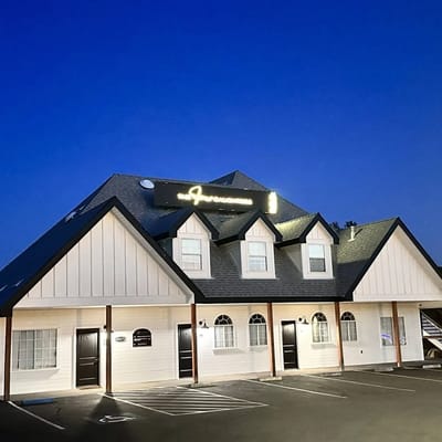 The Four Daughters Inn – The Entire 5 Suite Hotel