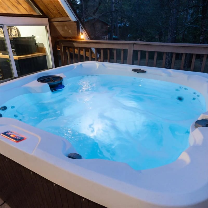 Bass Lake Chalet- A frame with hot tub!